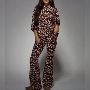 Leopard Print Relaxed Pants Set